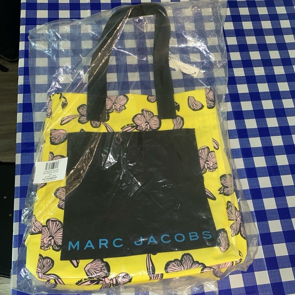 Marc Jacobs Yellow and Black Floral Tote - Picture 7 of 7